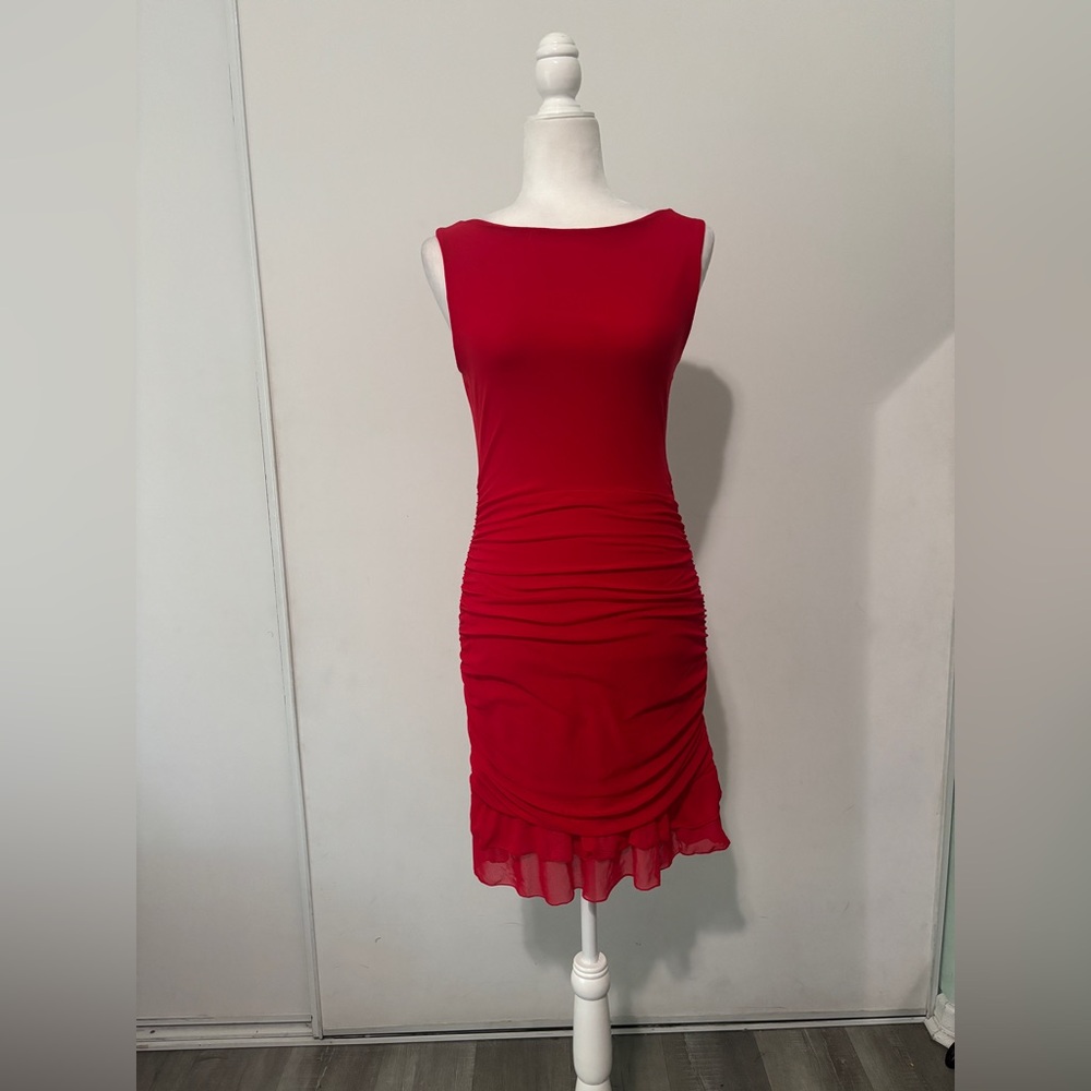 Sleek Red Ruched Sleeveless Dress